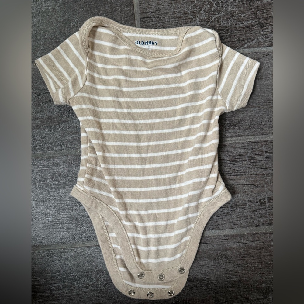Old Navy‎ 6-9 months striped short sleeve baby bodysuit shirt